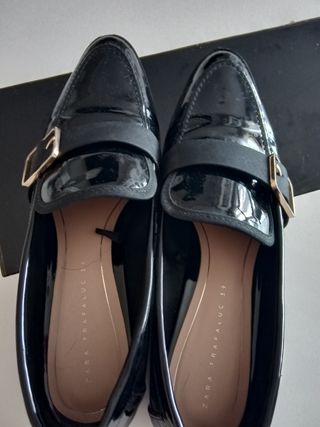 Zara Planos El 5 39 De Zapatos Talla € Charol Por Mano En Segunda cFJTl1K3