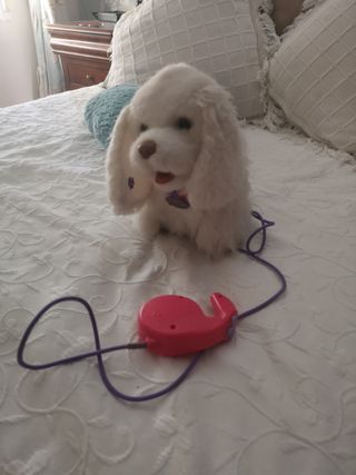 perro a pilas juguete