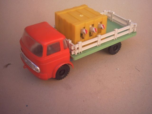 camiones GOZAN -  MOLTO