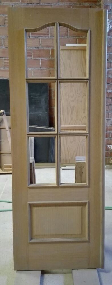Puertas de madera muy nuevas