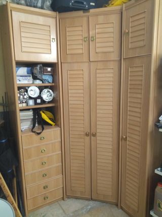 Armario 240 cm de alto de segunda mano en WALLAPOP