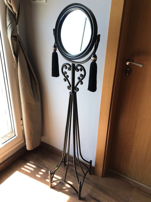 Espejo estilo antiguo facial de pie basculante