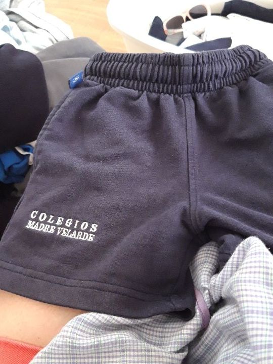 mantel antimanchas. 1,38x96cm