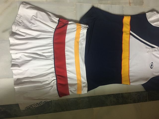 Conjunto de padel chica Vision y ademas regalo var