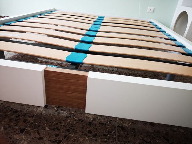 Estructura de cama y somier
