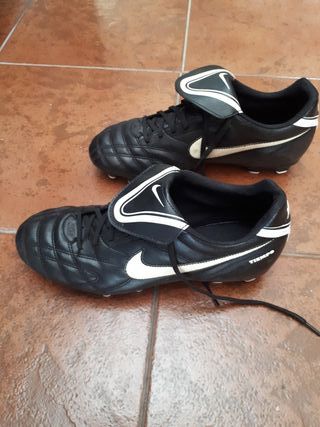 nike tiempo 42.5