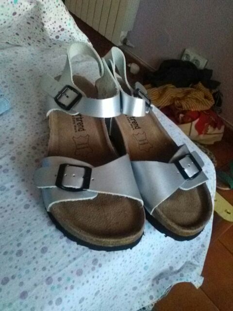 Sandalias piel auténtica ( no polipiel)