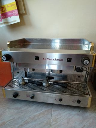 Cafetera para bar de segunda mano por 600 EUR en Don Álvaro en WALLAPOP
