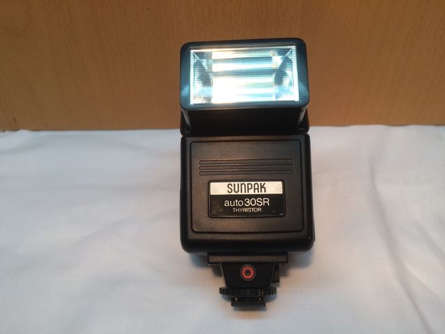 EQUIPO FOTOGRAFICO ANALOGICO