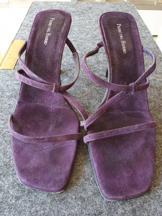 Sandalias en ante morado \