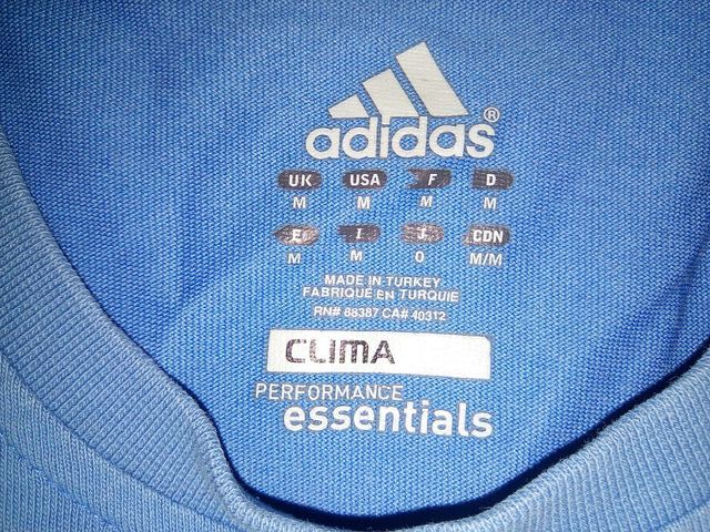 CAMISETA ADIDAS. M. MANGA CORTA