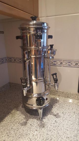 Cafetera colombiana Greca de segunda mano por 130 EUR en Torrelodones en  WALLAPOP