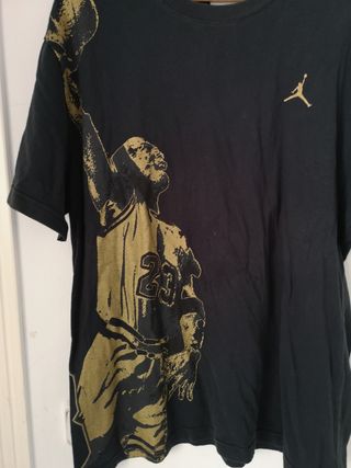 كومة من شحم فيزيائي camiseta jordan negra y dorada - qbarandcornwallpool.com