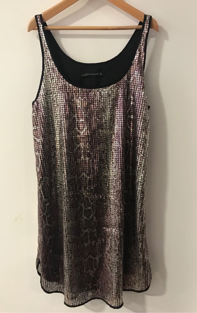 Vestido lentejuelas Zara