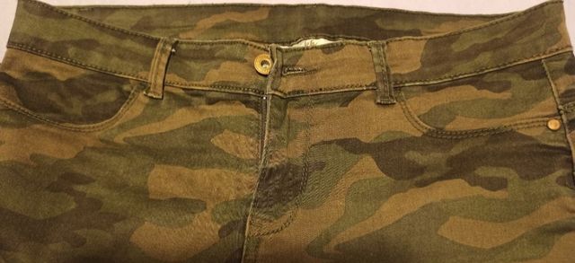 PANTALÓN MILITAR C&A