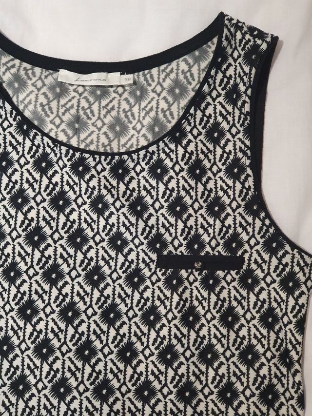 camiseta tirantes étnica blanco y negro