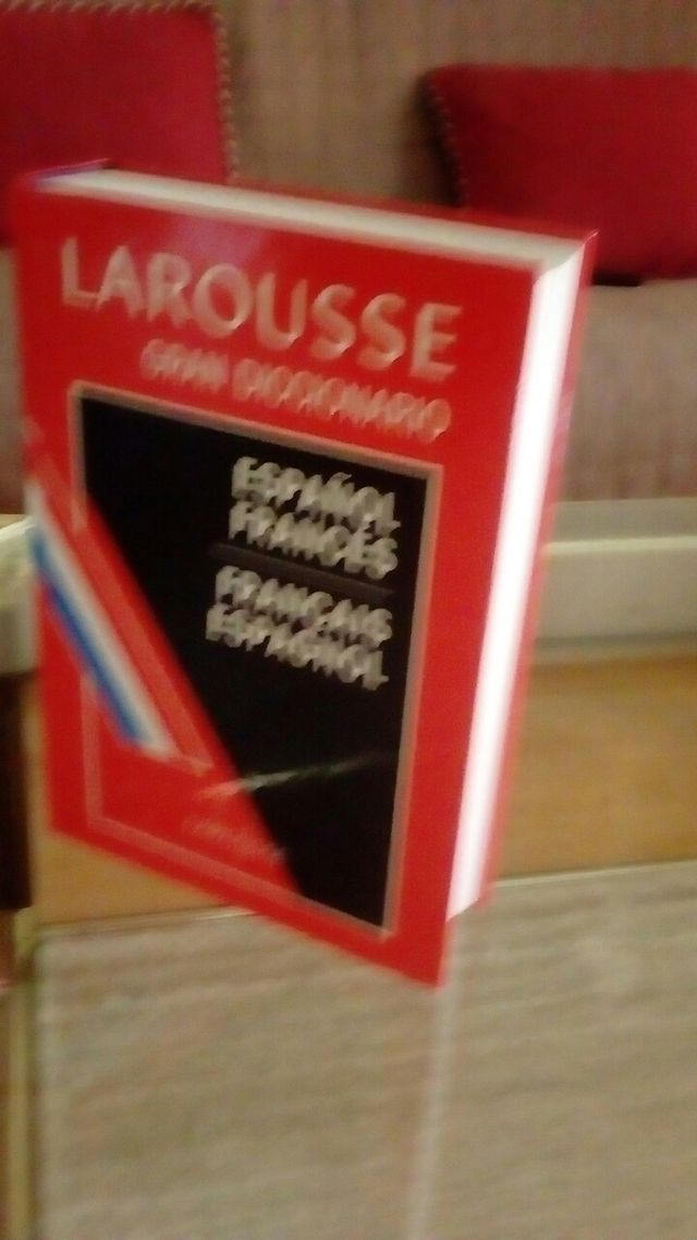 gran diccionario francés Larousse libro