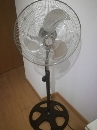 Ventilador de pared de segunda mano en Alcalá de Henares en Ventiladores de Techo segunda mano en Alcalá de Henares