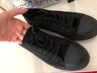 zapatillas negras tipo converse zapatillas negras tipo converse