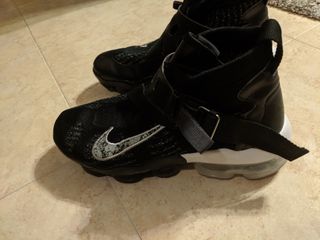 Nike air vapormax premier flyknit n 43 de segunda mano por Nike air vapormax premier flyknit n 43 de segunda mano por
