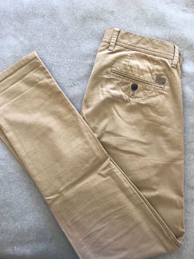 Pantalón tipo chino de ZARA MAN