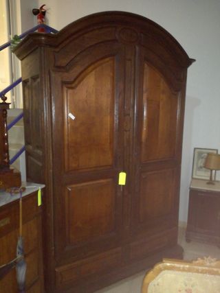 Armario de roble de segunda mano por 1.200 € en Riudoms en WALLAPOP