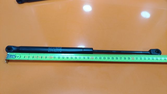 Pareja de pistones hidráulicos de 400 N