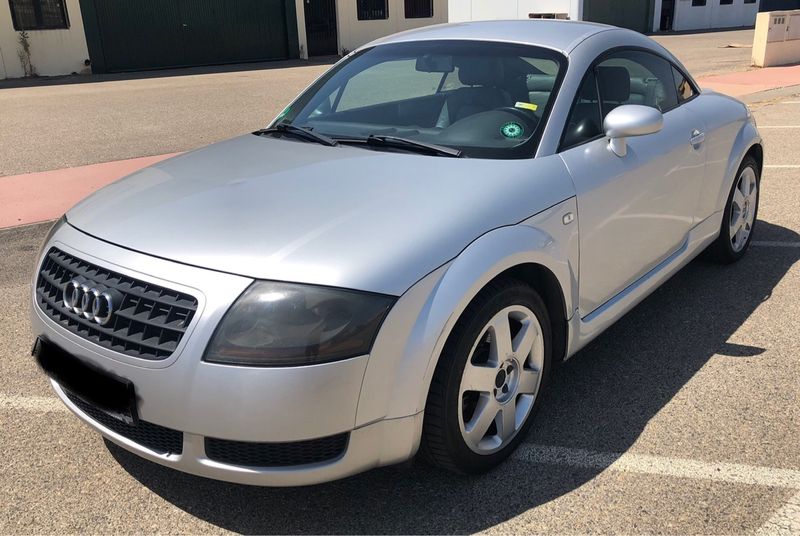 Audi TT 2001 - foto 1