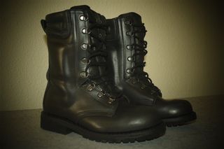 Botas Seguridad Curgal de segunda mano por 45 EUR en Urbanizacion Las  Colinas en WALLAPOP