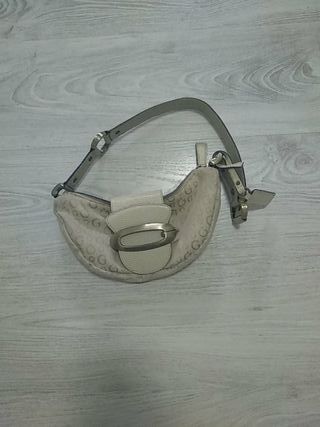 Tarragona Mano Wallapop La Provincia En Guess Bolso De Segunda SVqzMUpG