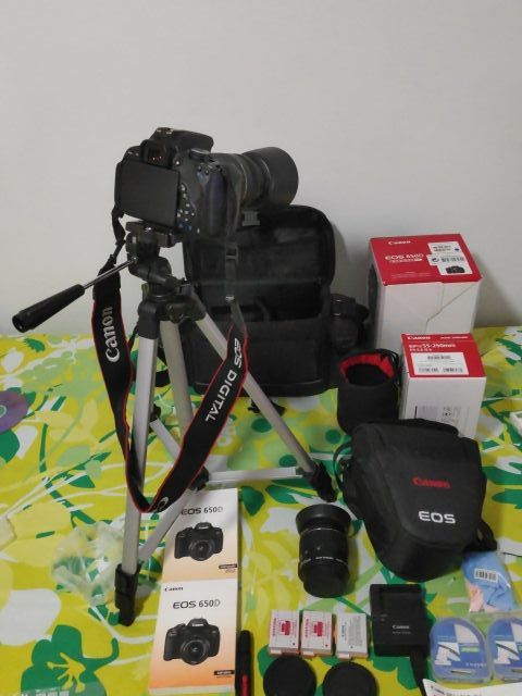 CANON 650D EQUIPO FOTOGRÁFICO