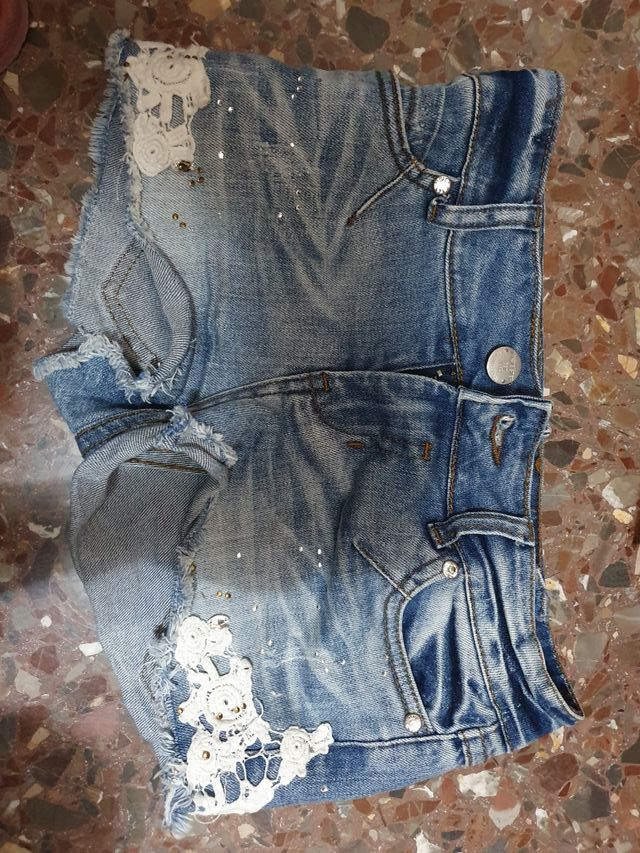 PANTALONES VAQUEROS CORTOS NUEVOS!!!!!!