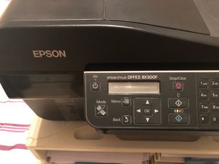 Impresora Multifuncional Epson Stylus Office de segunda mano por 15 EUR en  Barcelona en WALLAPOP