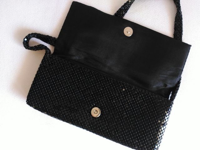 Bolso negro metalizado