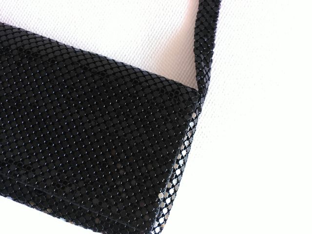 Bolso negro metalizado