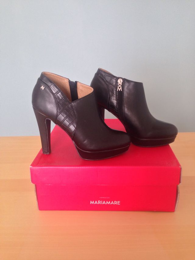 Zapatos "Maria mare" piel.