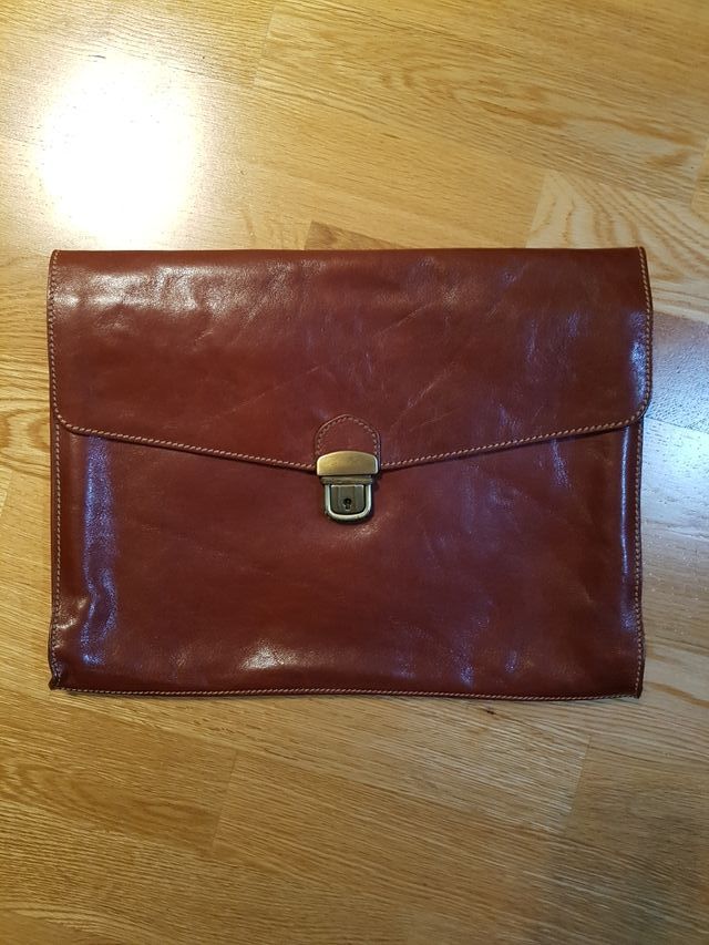 Portadocumentos de piel