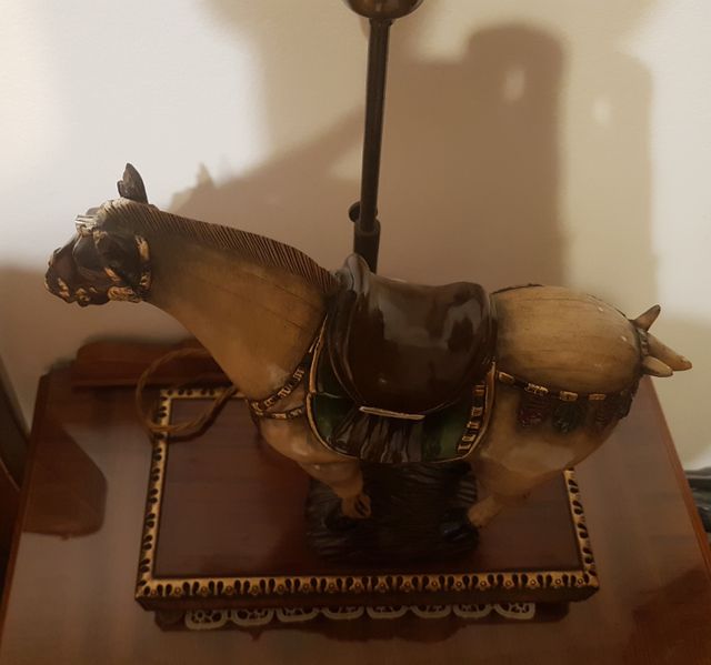 Lampada a forma di cavallo in legno - Collezione - Ultima offerta