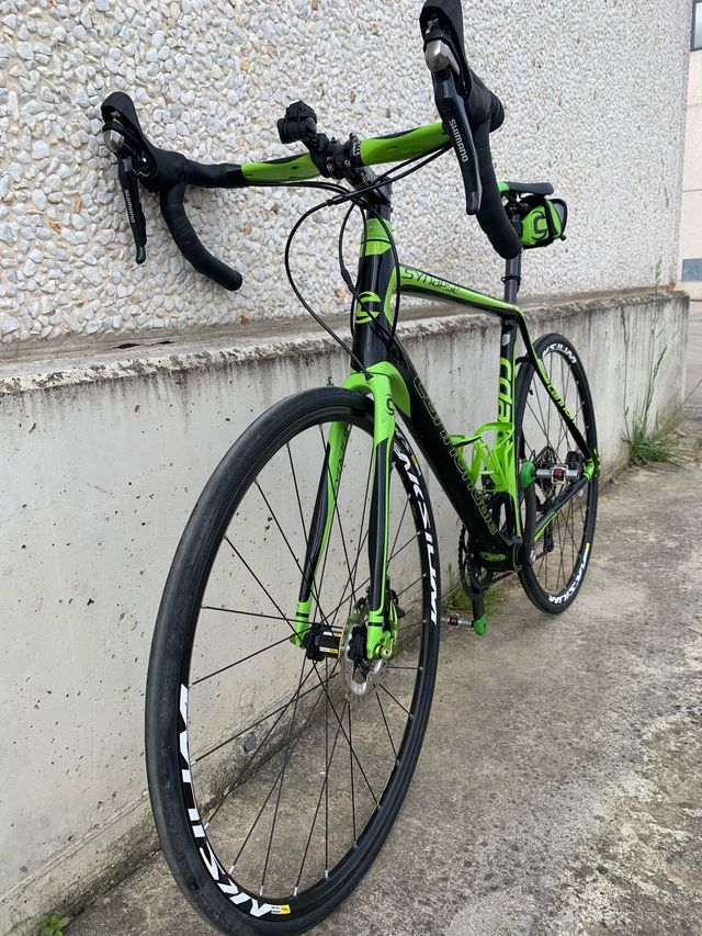 Cannondale Synapse Carbon Ultegra Disc.