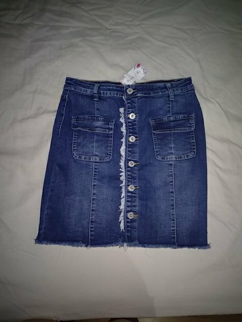 falda vaquera marca Carlota & Co