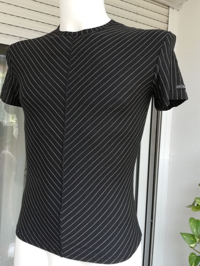 Camiseta pico hombre rayas de Hom