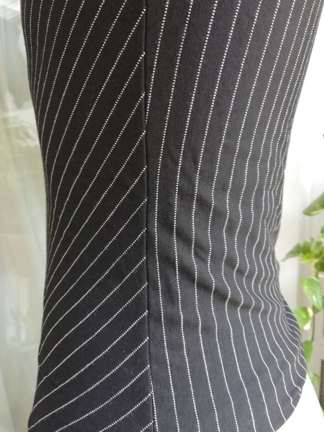 Camiseta pico hombre rayas de Hom