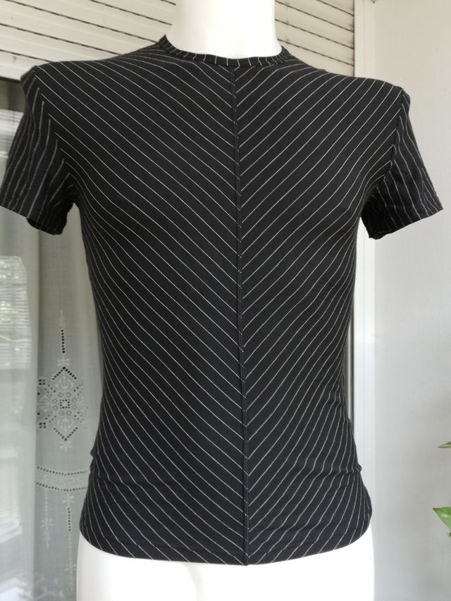 Camiseta pico hombre rayas de Hom