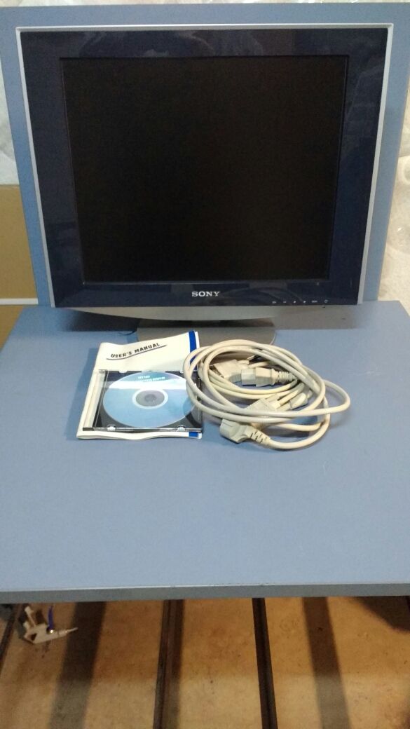 Monitor plano de ordenador Sony 19"