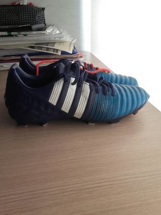 botas de futbol talla 25