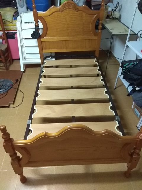 somier, cabecero y pies de madera