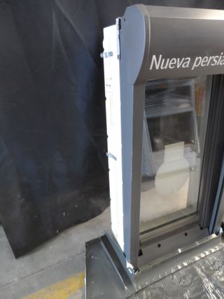 NUEVA exposicion PERSIANA BASIC VELUX