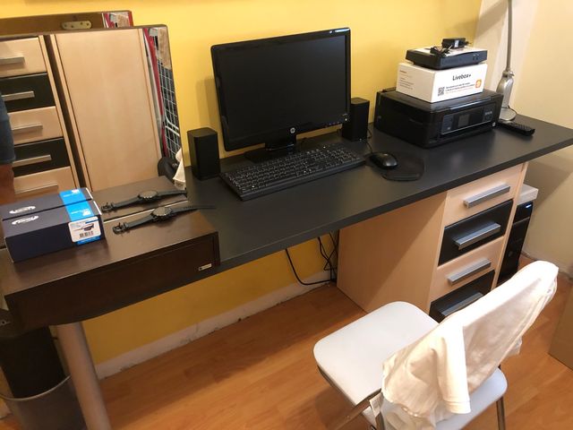 Habitacion de estudio de segunda mano por 400 € en Valencia en WALLAPOP