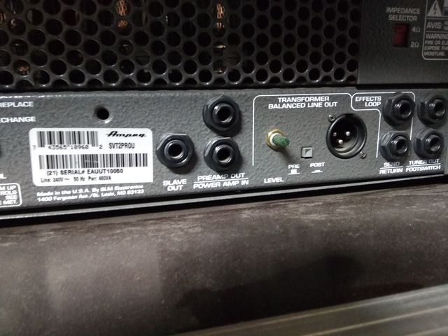 Cabezal de bajo Ampeg SVT 2 PRO