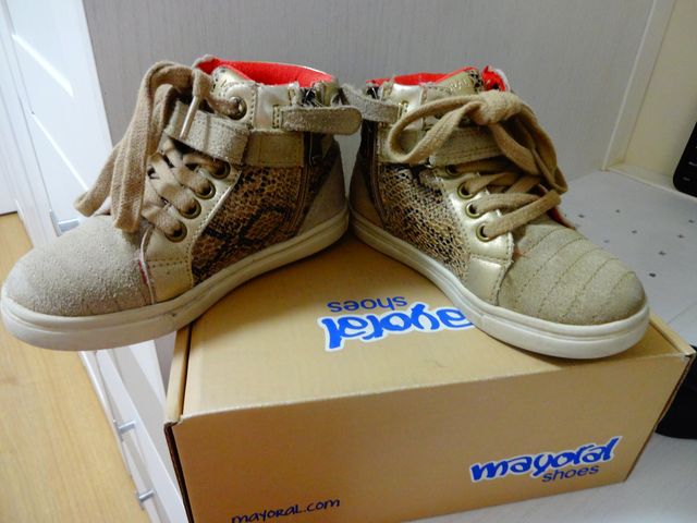 Zapatilla botin niña mayoral nº 26